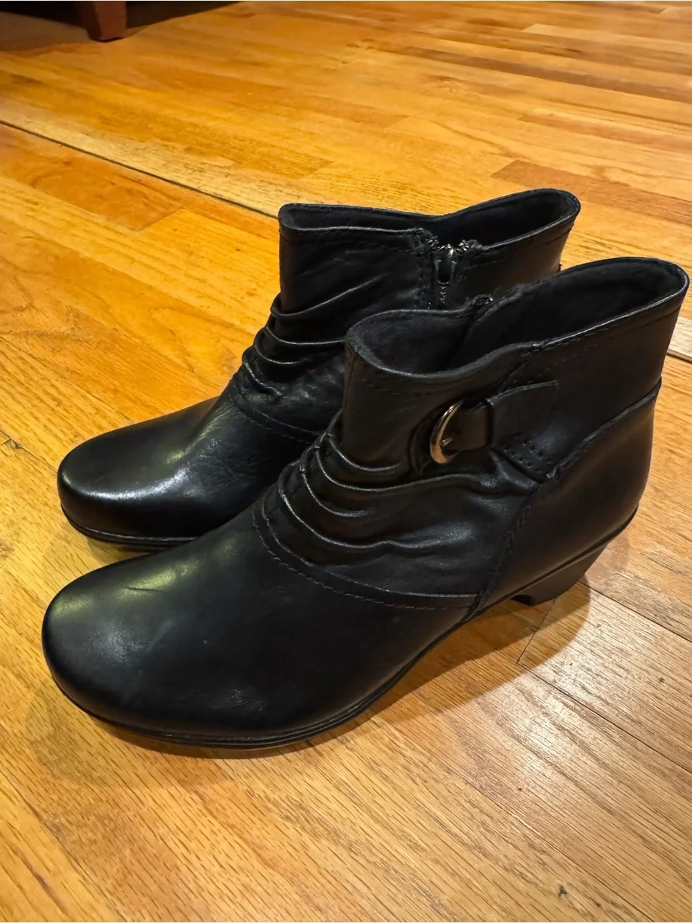 Earth Origins Booties Women’s Size 6.5
